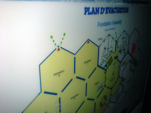 bitPong by Abstract Machine