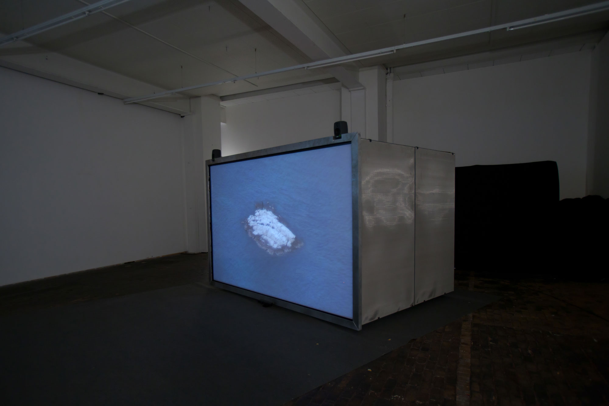 Isla, interactive film, Festival Mapping, Bâtiment d'art contemporain, Genève, 2011