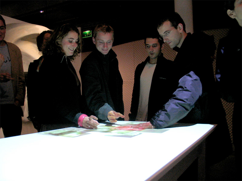 The Signal, Centre Pompidou, 2006