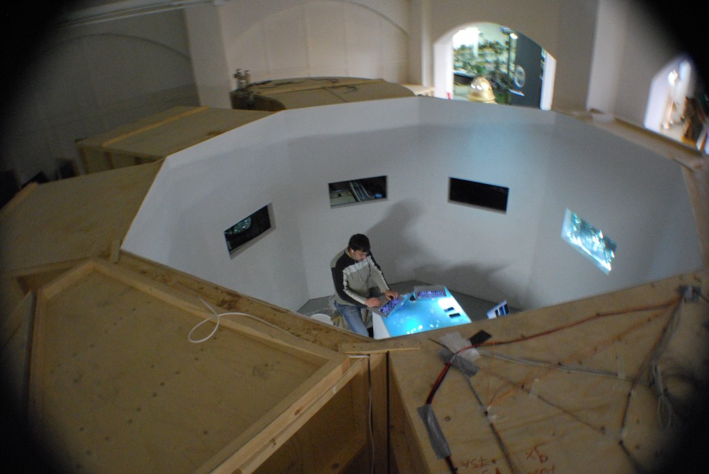 Peep Show, Fishes - vue de la structure