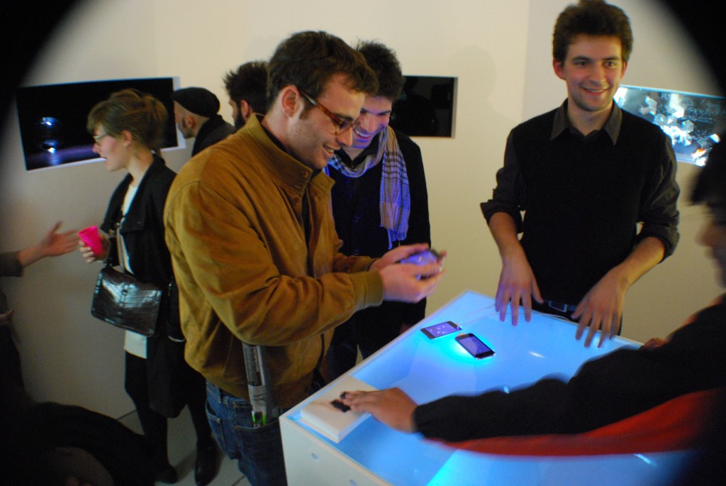 Scolu - Prise en main du jeu par le public